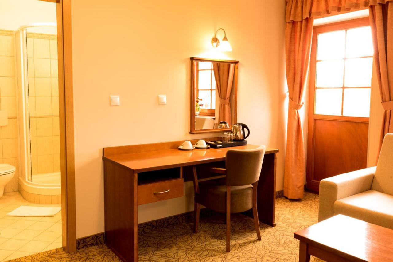 Hotel Vitkova Hora - Veitsberg Карловы Вары Экстерьер фото