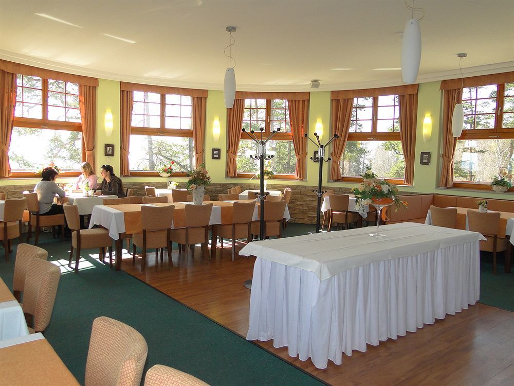 Hotel Vitkova Hora - Veitsberg Карловы Вары Экстерьер фото